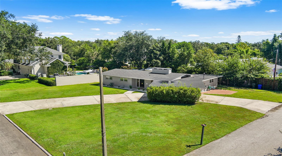 Lakeland, Florida 33803, 3 Bedroom Bedrooms, ,2 Bathroombathrooms,Residential,For Sale,Easton,0,Mfrtb8540579