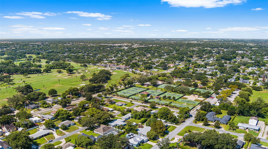 Lakeland, Florida 33803, 3 Bedroom Bedrooms, ,2 Bathroombathrooms,Residential,For Sale,Easton,0,Mfrtb8540579