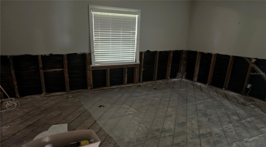 Gulfport, Florida 33707, 3 Bedroom Bedrooms, ,2 Bathroombathrooms,Residential,For Sale,Dupont,0,Mfrtb8541262