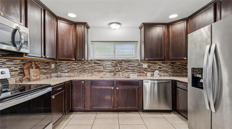 Zephyrhills, Florida 33541, 3 Bedroom Bedrooms, ,2 Bathroombathrooms,Residential,For Sale,Wicklow,0,Mfrtb8542174