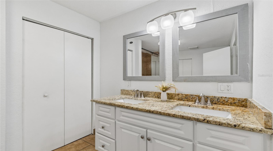 Zephyrhills, Florida 33541, 3 Bedroom Bedrooms, ,2 Bathroombathrooms,Residential,For Sale,Wicklow,0,Mfrtb8542174