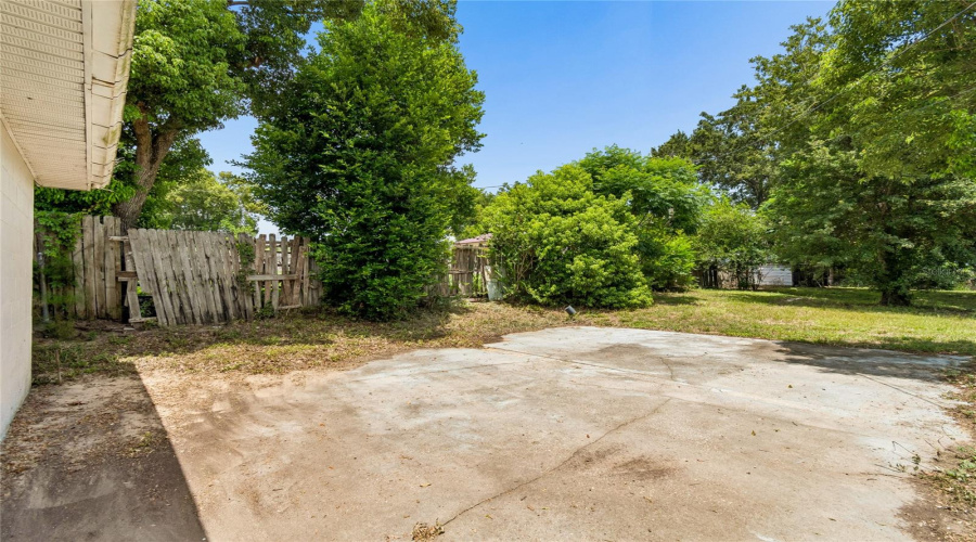 Zephyrhills, Florida 33541, 3 Bedroom Bedrooms, ,2 Bathroombathrooms,Residential,For Sale,Wicklow,0,Mfrtb8542174