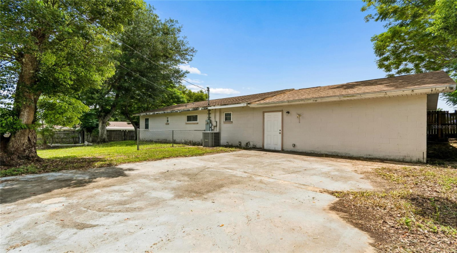 Zephyrhills, Florida 33541, 3 Bedroom Bedrooms, ,2 Bathroombathrooms,Residential,For Sale,Wicklow,0,Mfrtb8542174