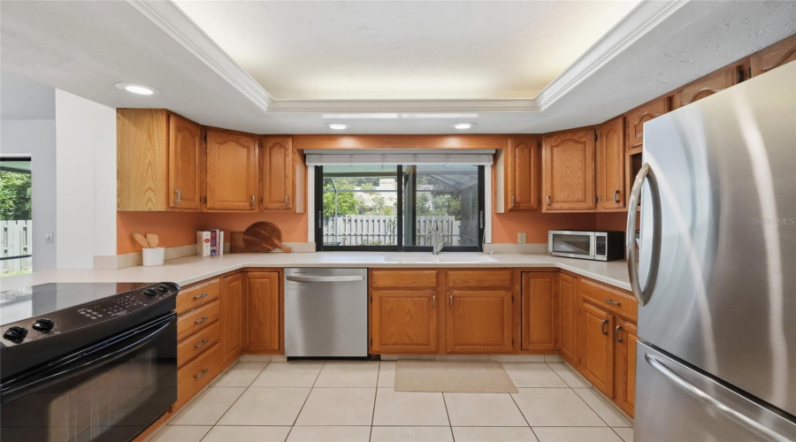 Real Wood Cabinets