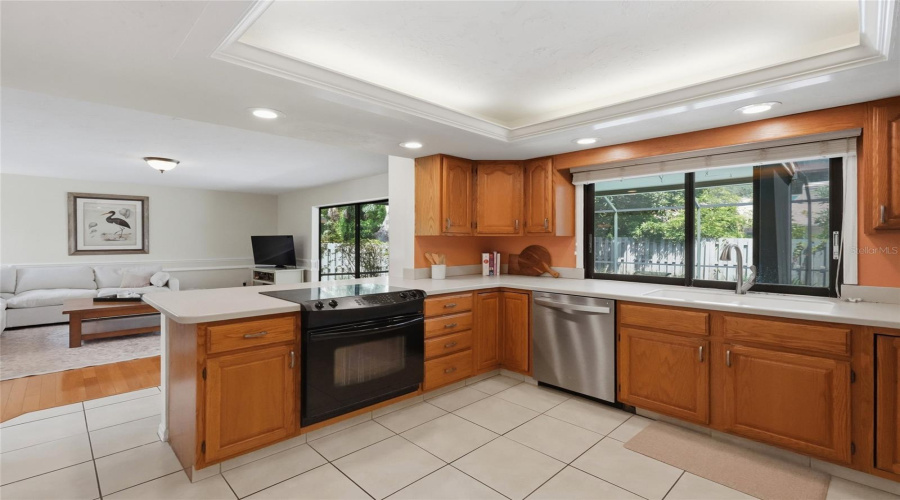 Kitchen Windows Slide Open To Lanai