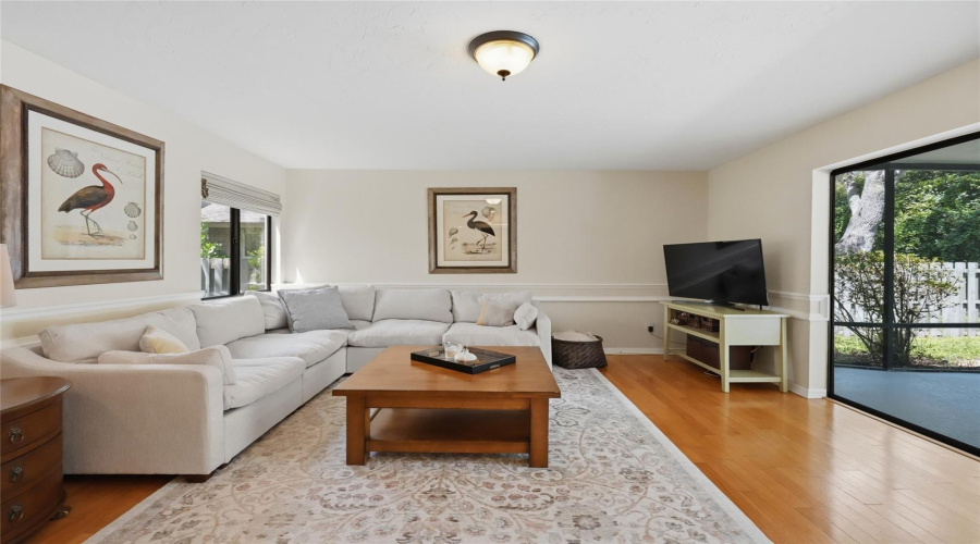 Sarasota, Florida 34232, 3 Bedroom Bedrooms, ,2 Bathroombathrooms,Residential,For Sale,Forestview,0,Mfra4703433