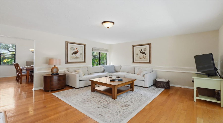 Sarasota, Florida 34232, 3 Bedroom Bedrooms, ,2 Bathroombathrooms,Residential,For Sale,Forestview,0,Mfra4703433