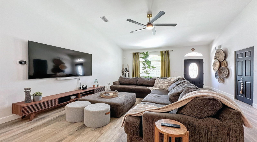 Palm Harbor, Florida 34683, 6 Bedroom Bedrooms, ,3 Bathroombathrooms,Residential,For Sale,Glenbrook,0,Mfrtb8539372
