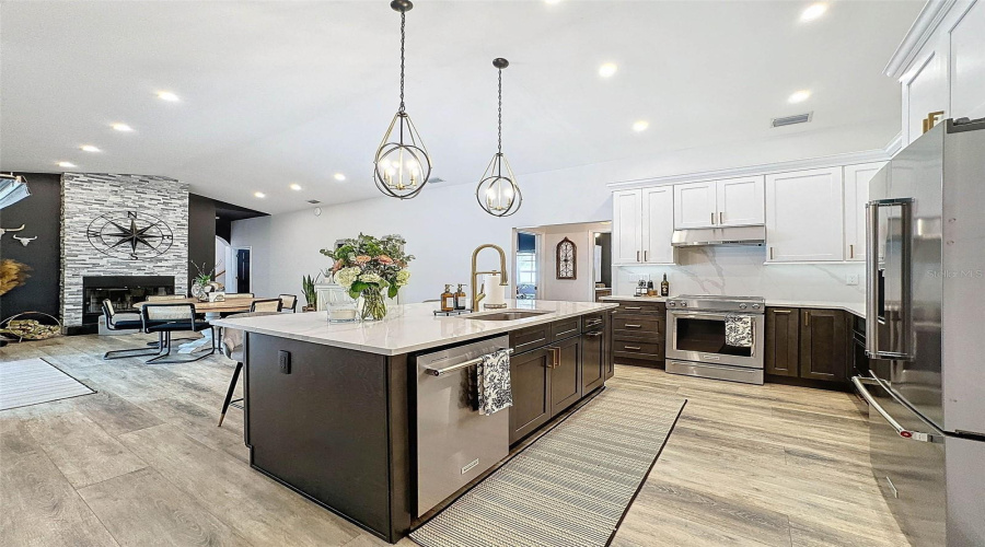 Palm Harbor, Florida 34683, 6 Bedroom Bedrooms, ,3 Bathroombathrooms,Residential,For Sale,Glenbrook,0,Mfrtb8539372