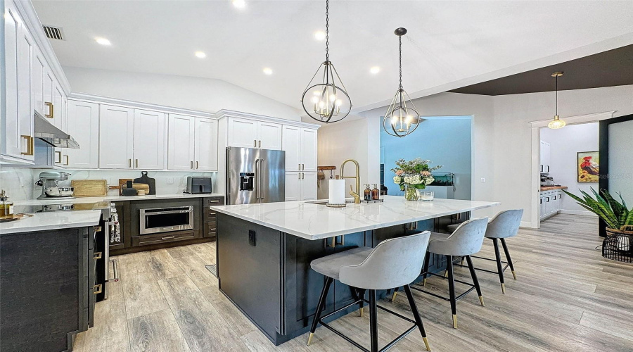 Palm Harbor, Florida 34683, 6 Bedroom Bedrooms, ,3 Bathroombathrooms,Residential,For Sale,Glenbrook,0,Mfrtb8539372