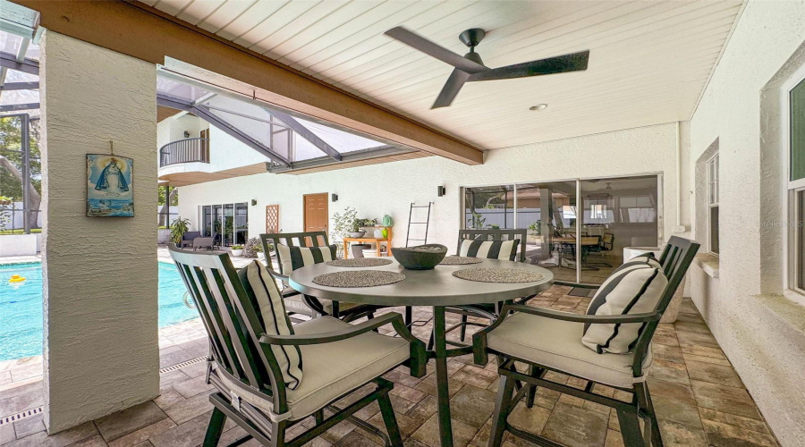 Palm Harbor, Florida 34683, 6 Bedroom Bedrooms, ,3 Bathroombathrooms,Residential,For Sale,Glenbrook,0,Mfrtb8539372