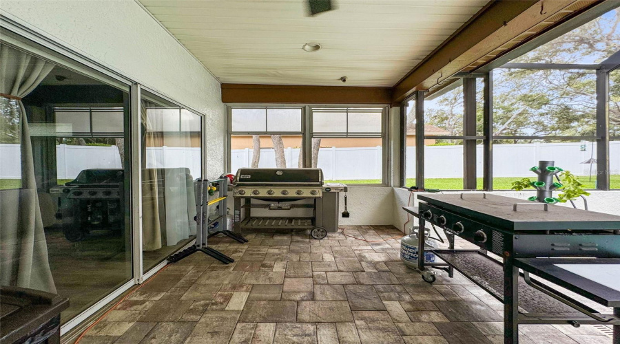 Palm Harbor, Florida 34683, 6 Bedroom Bedrooms, ,3 Bathroombathrooms,Residential,For Sale,Glenbrook,0,Mfrtb8539372
