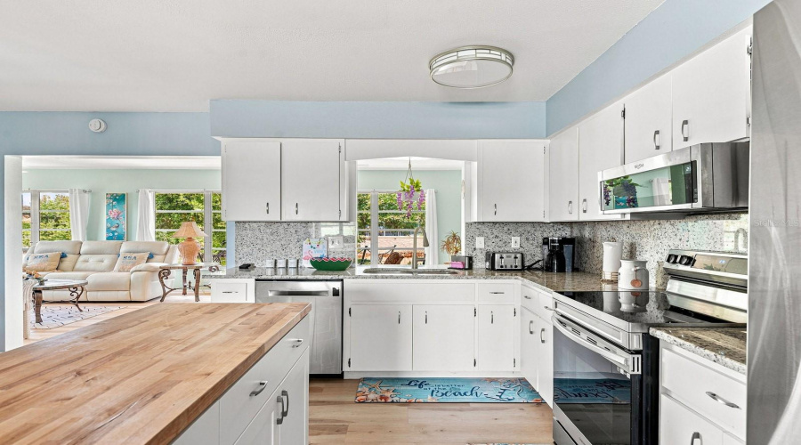 Rotonda West, Florida 33947, 3 Bedroom Bedrooms, ,2 Bathroombathrooms,Residential,For Sale,Caddy,0,Mfrd6148550