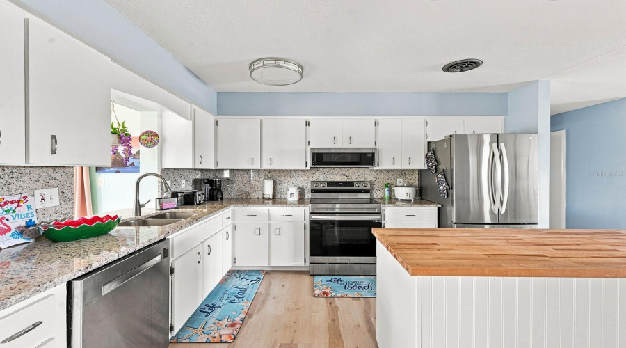 Rotonda West, Florida 33947, 3 Bedroom Bedrooms, ,2 Bathroombathrooms,Residential,For Sale,Caddy,0,Mfrd6148550