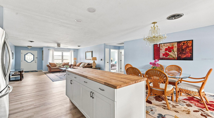 Rotonda West, Florida 33947, 3 Bedroom Bedrooms, ,2 Bathroombathrooms,Residential,For Sale,Caddy,0,Mfrd6148550
