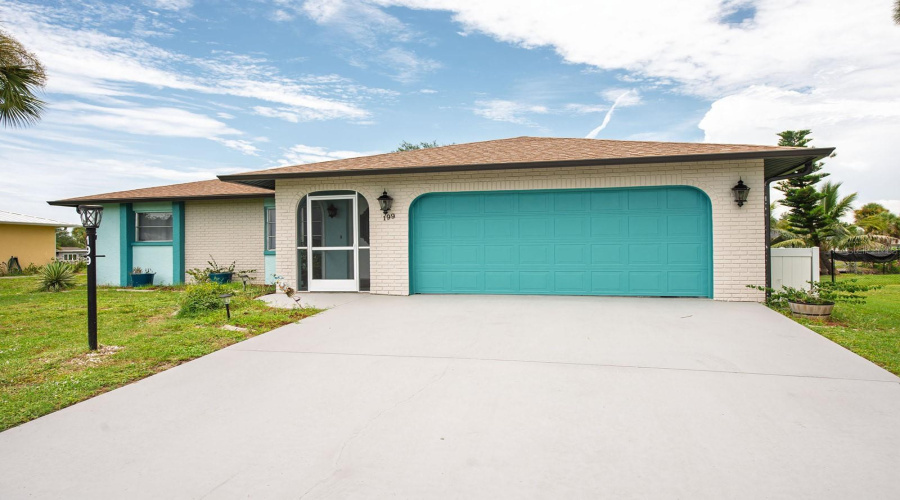 Rotonda West, Florida 33947, 3 Bedroom Bedrooms, ,2 Bathroombathrooms,Residential,For Sale,Caddy,0,Mfrd6148550