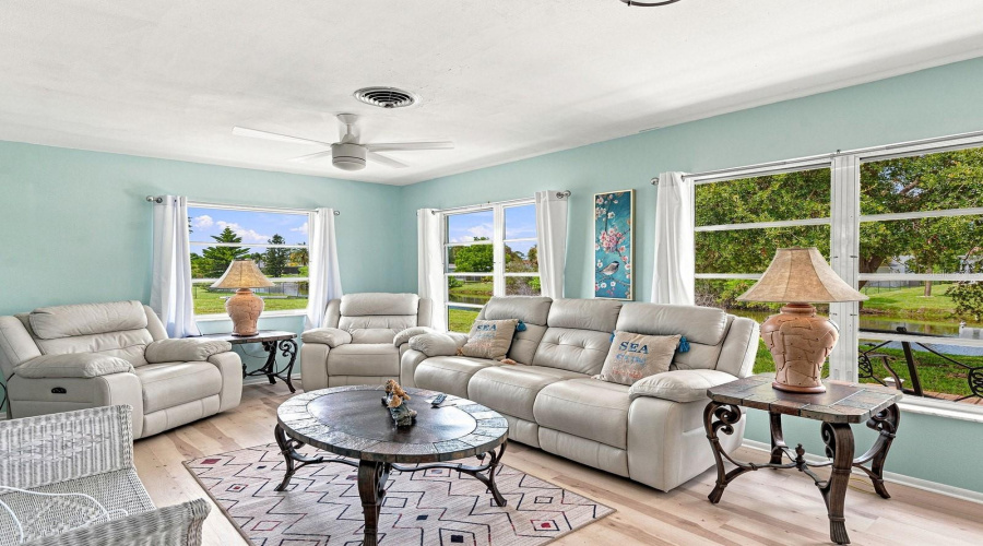 Rotonda West, Florida 33947, 3 Bedroom Bedrooms, ,2 Bathroombathrooms,Residential,For Sale,Caddy,0,Mfrd6148550