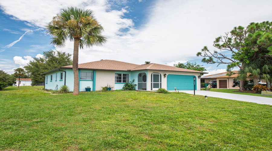 Rotonda West, Florida 33947, 3 Bedroom Bedrooms, ,2 Bathroombathrooms,Residential,For Sale,Caddy,0,Mfrd6148550
