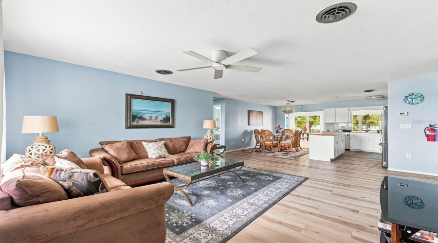 Rotonda West, Florida 33947, 3 Bedroom Bedrooms, ,2 Bathroombathrooms,Residential,For Sale,Caddy,0,Mfrd6148550