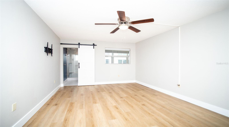 Gulfport, Florida 33707, 2 Bedroom Bedrooms, ,2 Bathroombathrooms,Residential,For Sale,30Th,0,Mfrtb8542680