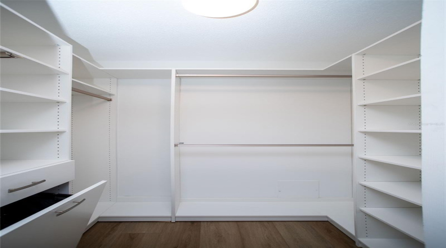 Gulfport, Florida 33707, 2 Bedroom Bedrooms, ,2 Bathroombathrooms,Residential,For Sale,30Th,0,Mfrtb8542680