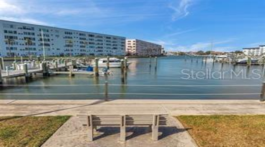 Gulfport, Florida 33707, 2 Bedroom Bedrooms, ,2 Bathroombathrooms,Residential,For Sale,30Th,0,Mfrtb8542680