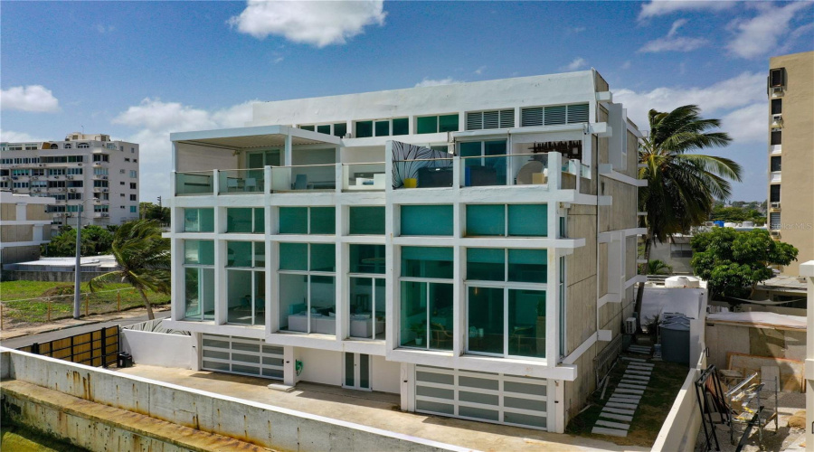 San Juan, Puerto Rico 00907, 9 Bedroom Bedrooms, ,6 Bathroombathrooms,Residential,For Sale,Rampla Del Almirante,0,Mfrpr9123685