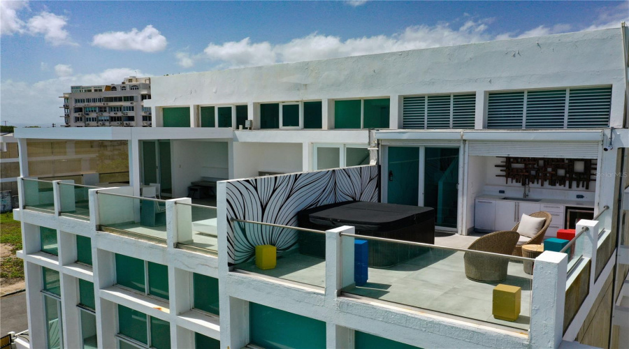 San Juan, Puerto Rico 00907, 9 Bedroom Bedrooms, ,6 Bathroombathrooms,Residential,For Sale,Rampla Del Almirante,0,Mfrpr9123685