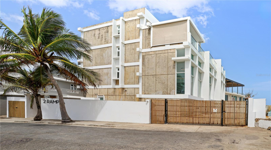 San Juan, Puerto Rico 00907, 9 Bedroom Bedrooms, ,6 Bathroombathrooms,Residential,For Sale,Rampla Del Almirante,0,Mfrpr9123685