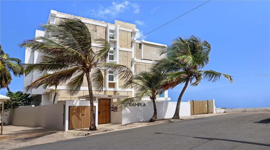 San Juan, Puerto Rico 00907, 9 Bedroom Bedrooms, ,6 Bathroombathrooms,Residential,For Sale,Rampla Del Almirante,0,Mfrpr9123685