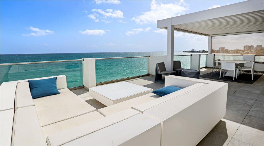 San Juan, Puerto Rico 00907, 9 Bedroom Bedrooms, ,6 Bathroombathrooms,Residential,For Sale,Rampla Del Almirante,0,Mfrpr9123685