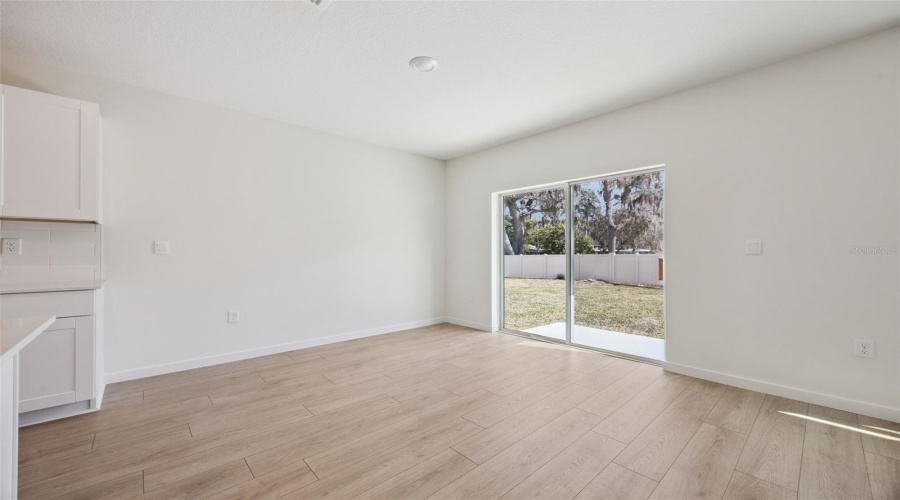 Apopka, Florida 32703, 5 Bedroom Bedrooms, ,3 Bathroombathrooms,Residential,For Sale,Gull,0,Mfro6435569