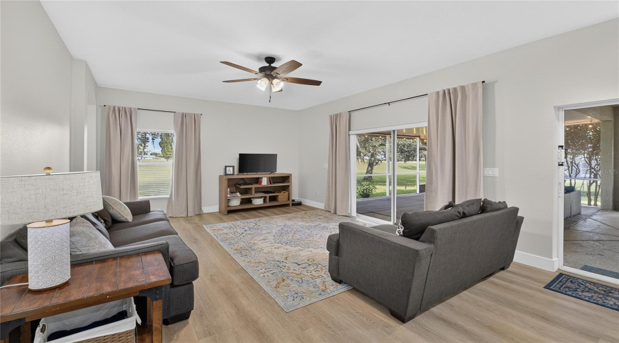 Valrico, Florida 33594, 5 Bedroom Bedrooms, ,3 Bathroombathrooms,Residential,For Sale,Emerald Hill,0,Mfrtb8542145