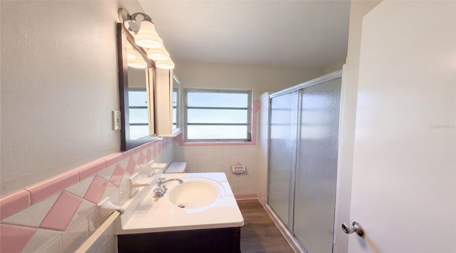 Plant City, Florida 33563, 3 Bedroom Bedrooms, ,2 Bathroombathrooms,Residential,For Sale,Spencer,0,Mfro6436791