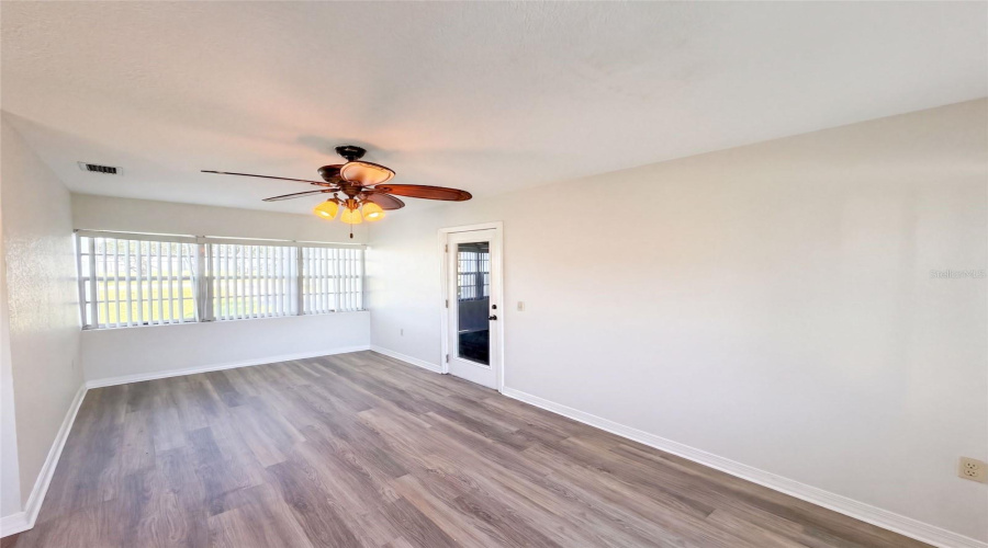 Plant City, Florida 33563, 3 Bedroom Bedrooms, ,2 Bathroombathrooms,Residential,For Sale,Spencer,0,Mfro6436791