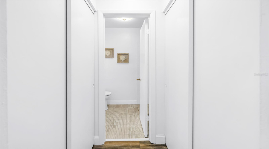 Hall To Ensuite From Primary