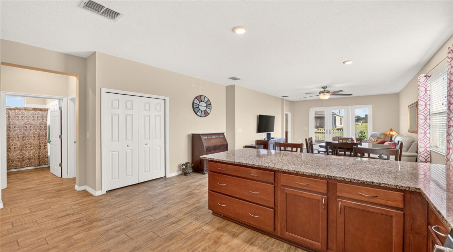 Ocala, Florida 34481, 2 Bedroom Bedrooms, ,2 Bathroombathrooms,Residential,For Sale,100Th Terrace,0,Mfrom731105