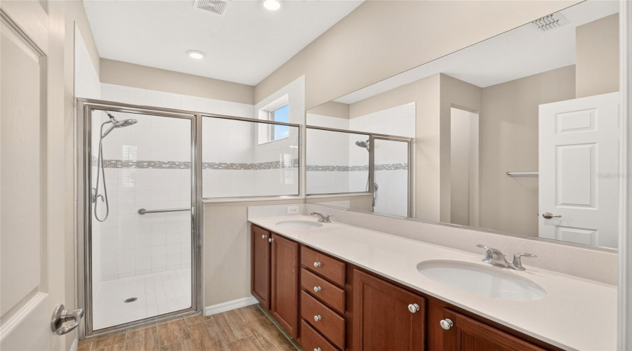 Ocala, Florida 34481, 2 Bedroom Bedrooms, ,2 Bathroombathrooms,Residential,For Sale,100Th Terrace,0,Mfrom731105