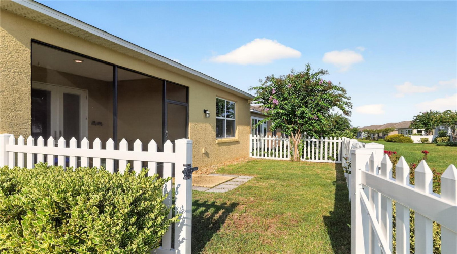 Ocala, Florida 34481, 2 Bedroom Bedrooms, ,2 Bathroombathrooms,Residential,For Sale,100Th Terrace,0,Mfrom731105