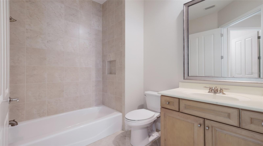 Ellenton, Florida 34222, 2 Bedroom Bedrooms, ,2 Bathroombathrooms,Residential,For Sale,25Th,0,Mfra4704010