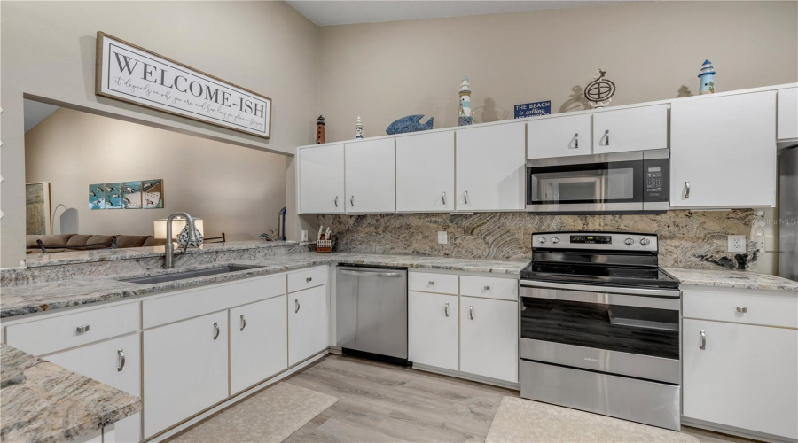 Port Orange, Florida 32128, 2 Bedroom Bedrooms, ,2 Bathroombathrooms,Residential,For Sale,Cornell,0,Mfrns1089094