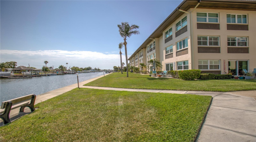 New Port Richey, Florida 34652, 2 Bedroom Bedrooms, ,1 Bathroombathrooms,Residential,For Sale,Garnet,0,Mfrw7888864