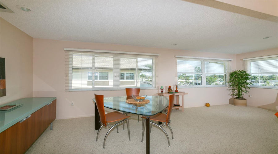 New Port Richey, Florida 34652, 2 Bedroom Bedrooms, ,1 Bathroombathrooms,Residential,For Sale,Garnet,0,Mfrw7888864