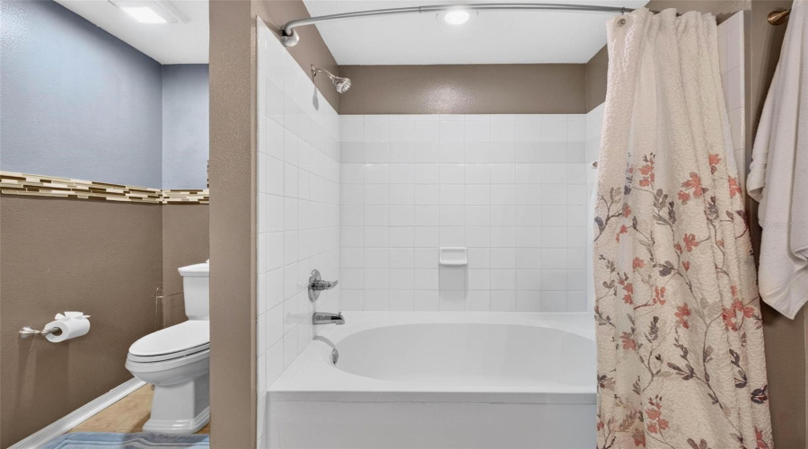 Tampa, Florida 33605, 1 Bedroom Bedrooms, ,1 Bathroombathrooms,Residential,For Sale,Palm,0,Mfrtb8542002