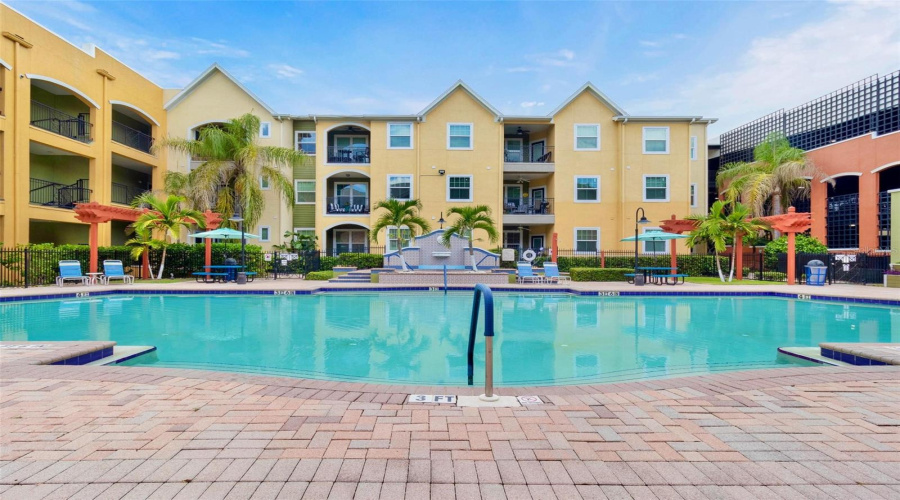 Tampa, Florida 33605, 1 Bedroom Bedrooms, ,1 Bathroombathrooms,Residential,For Sale,Palm,0,Mfrtb8542002