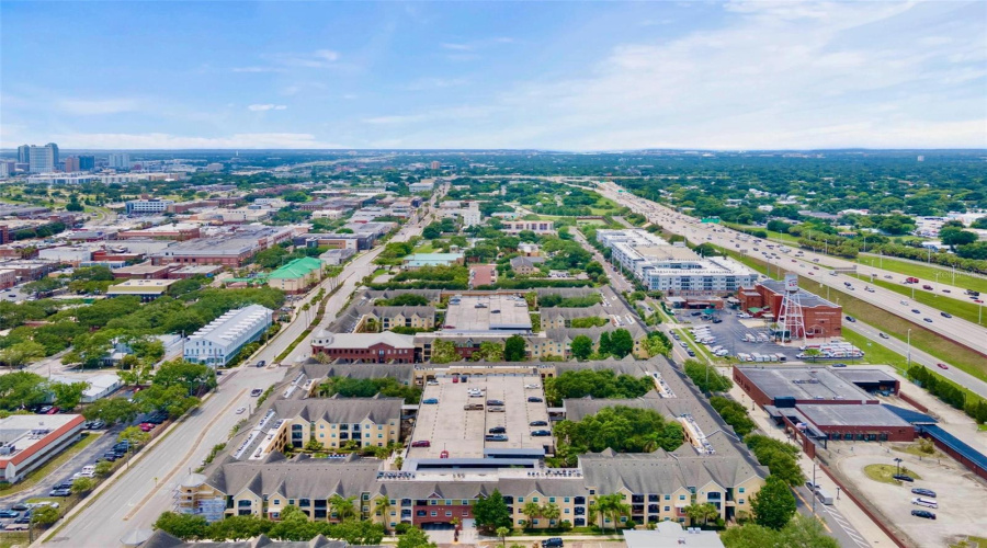 Tampa, Florida 33605, 1 Bedroom Bedrooms, ,1 Bathroombathrooms,Residential,For Sale,Palm,0,Mfrtb8542002