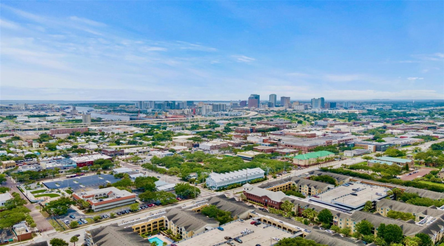 Tampa, Florida 33605, 1 Bedroom Bedrooms, ,1 Bathroombathrooms,Residential,For Sale,Palm,0,Mfrtb8542002