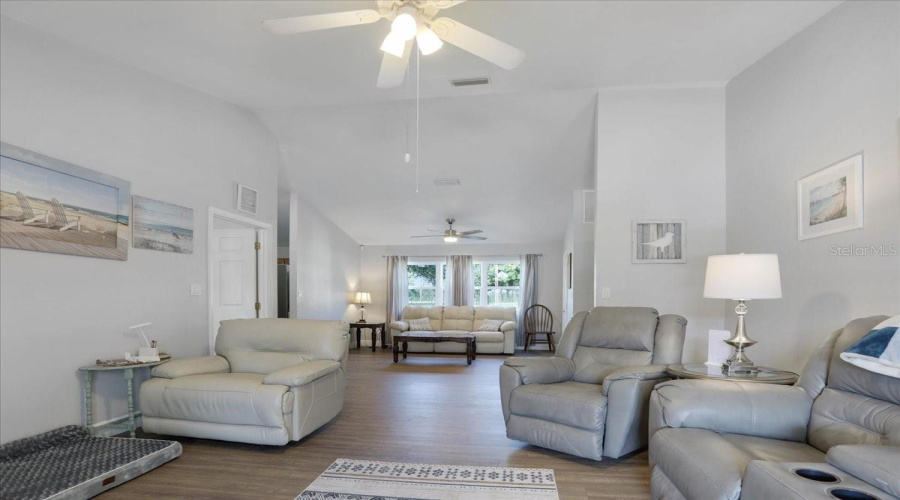 Alachua, Florida 32615, 3 Bedroom Bedrooms, ,2 Bathroombathrooms,Residential,For Sale,County Road 1491,0,Mfrgc542610
