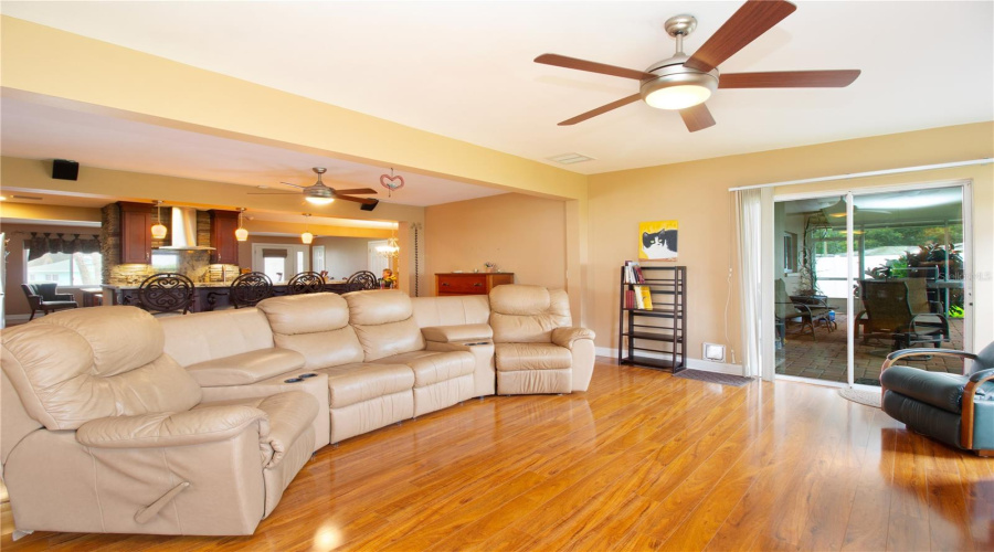 Spacious Family Room