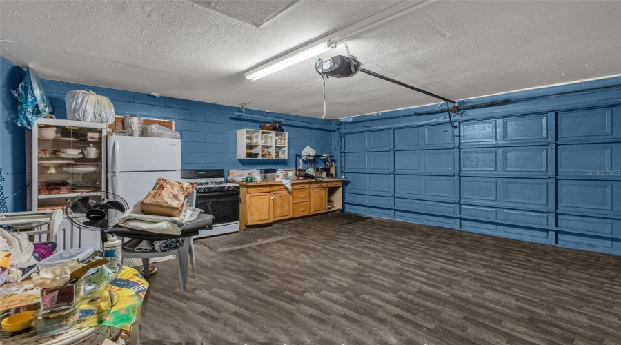 Orlando, Florida 32808, 3 Bedroom Bedrooms, ,2 Bathroombathrooms,Residential,For Sale,Point Look Out,0,Mfro6436202